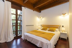 3 soverom, strykejern/-brett, wi-fi (inkludert) og sengetøy