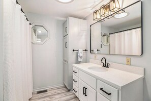 Towels, toilet paper