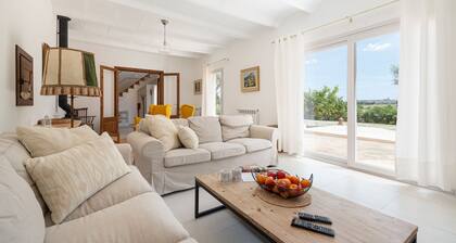 SECRETARI - Rustic finca with private pool and free Wifi