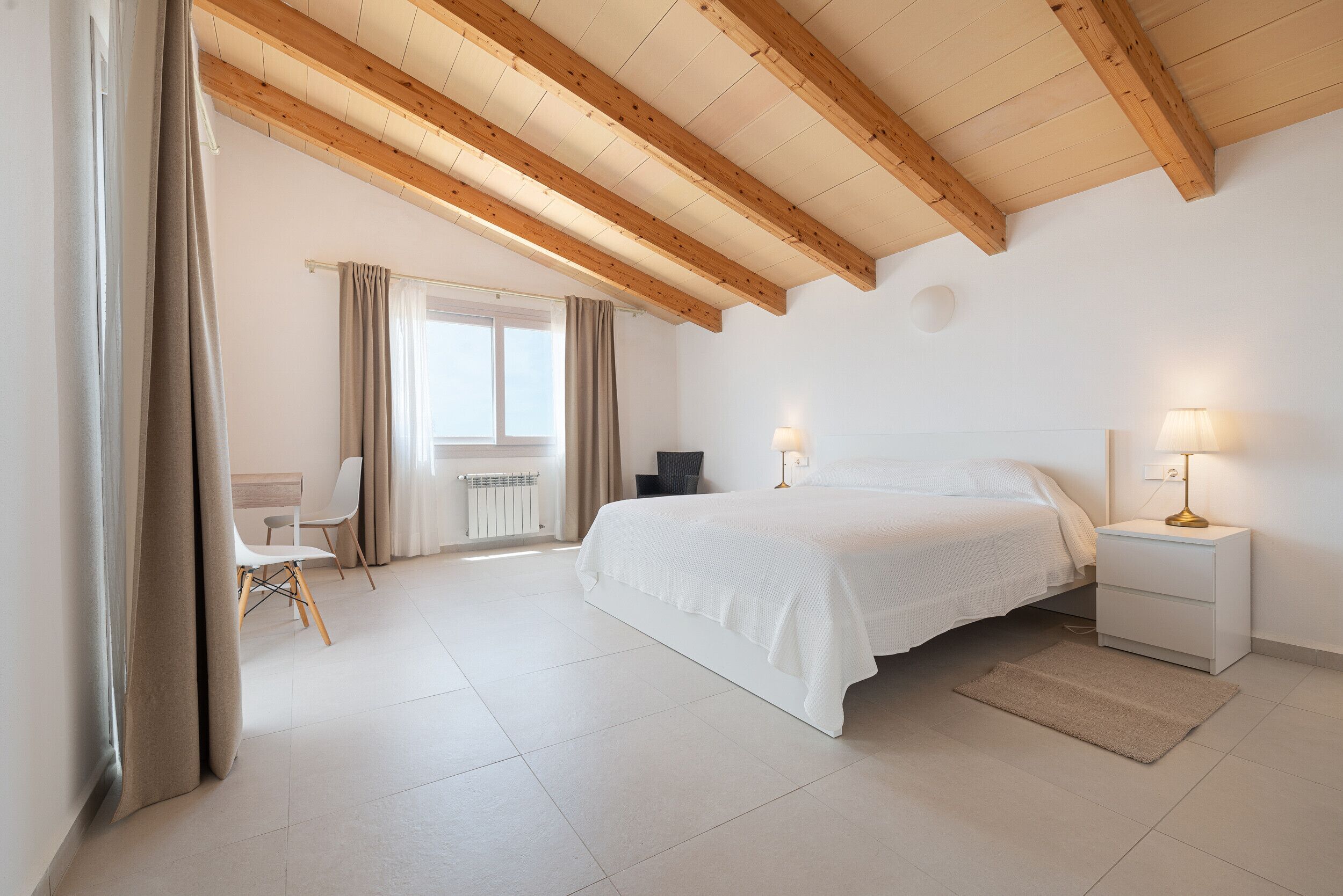 3 soveværelser, strygejern/strygebræt, gratis Wi-Fi, sengetøj