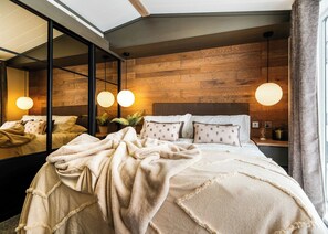 2 bedrooms