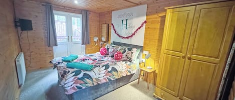 2 bedrooms