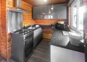 Fridge, oven, stovetop, toaster