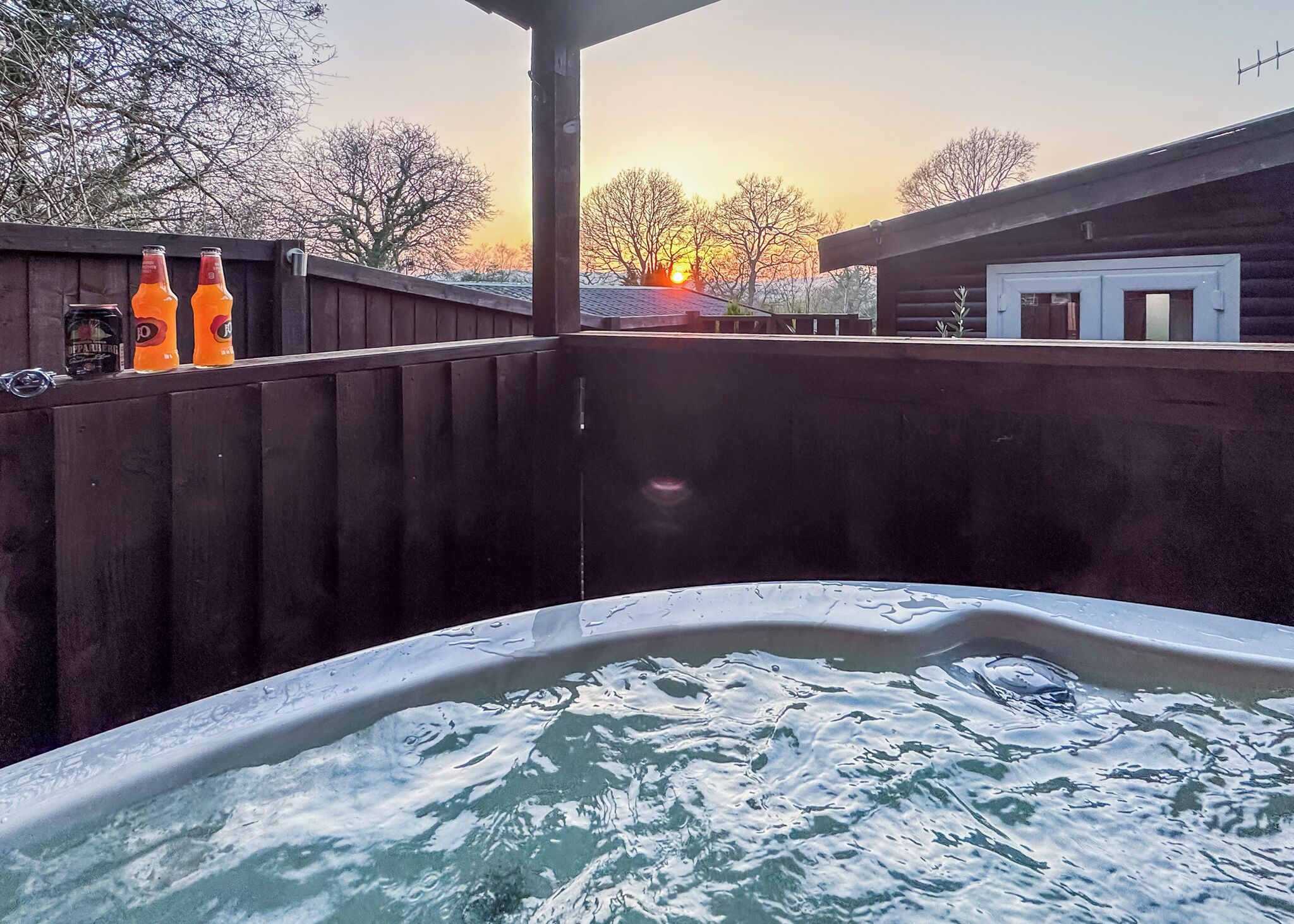 Bain à remous extérieur
