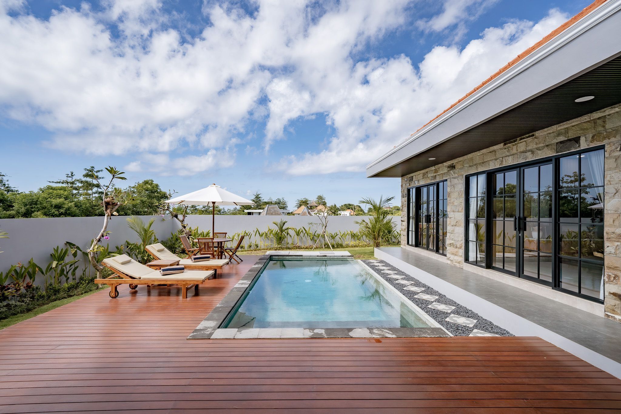 Alberca al aire libre 