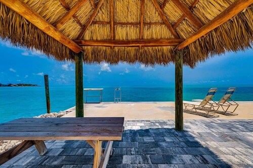 Ocean Isles Yellowtail Row