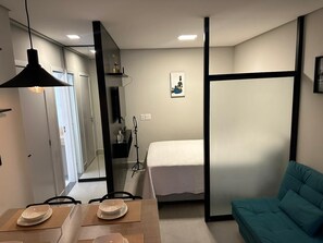3 bedrooms, blackout drapes, iron/ironing board, free WiFi