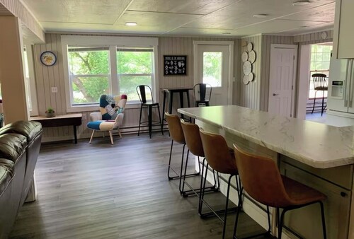 Cozy 2-bedroom Duplex Located at Loudonville Campground