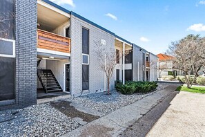 Exterior - Spacious and Stylish Apartment | ATT Stadium (Arlington)