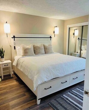 2 chambres, fer et planche à repasser, Wi-Fi, draps fournis