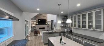 Water-Winter Wonderland! Hot Tub & Game Room