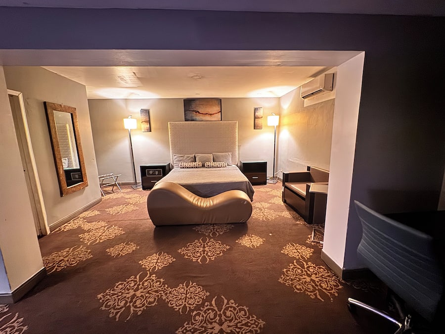 Superior Studio Suite | In-room safe, desk, laptop workspace, blackout drapes