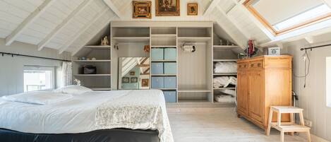 2 bedrooms, Internet