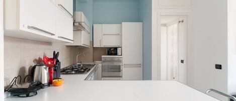 Microwave, oven, dishwasher