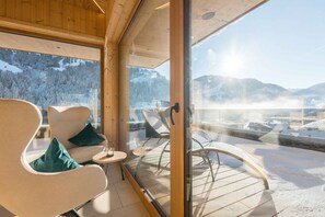 Interior - Holiday Apartment 'Mountain Suite Nr°102' with Mountain View, Balcony and Wi-Fi (Großarl)