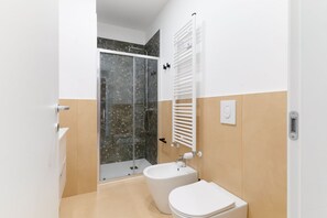 Regadera y bidet