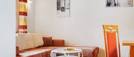 Fernseher, Stereoanlage