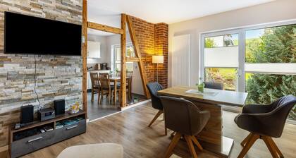 Ferienwohnung Appart Diemelsee mit Bergblick, privater Terrasse und WLAN