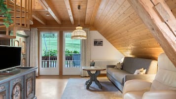 Fernseher, Tischtennisplatte