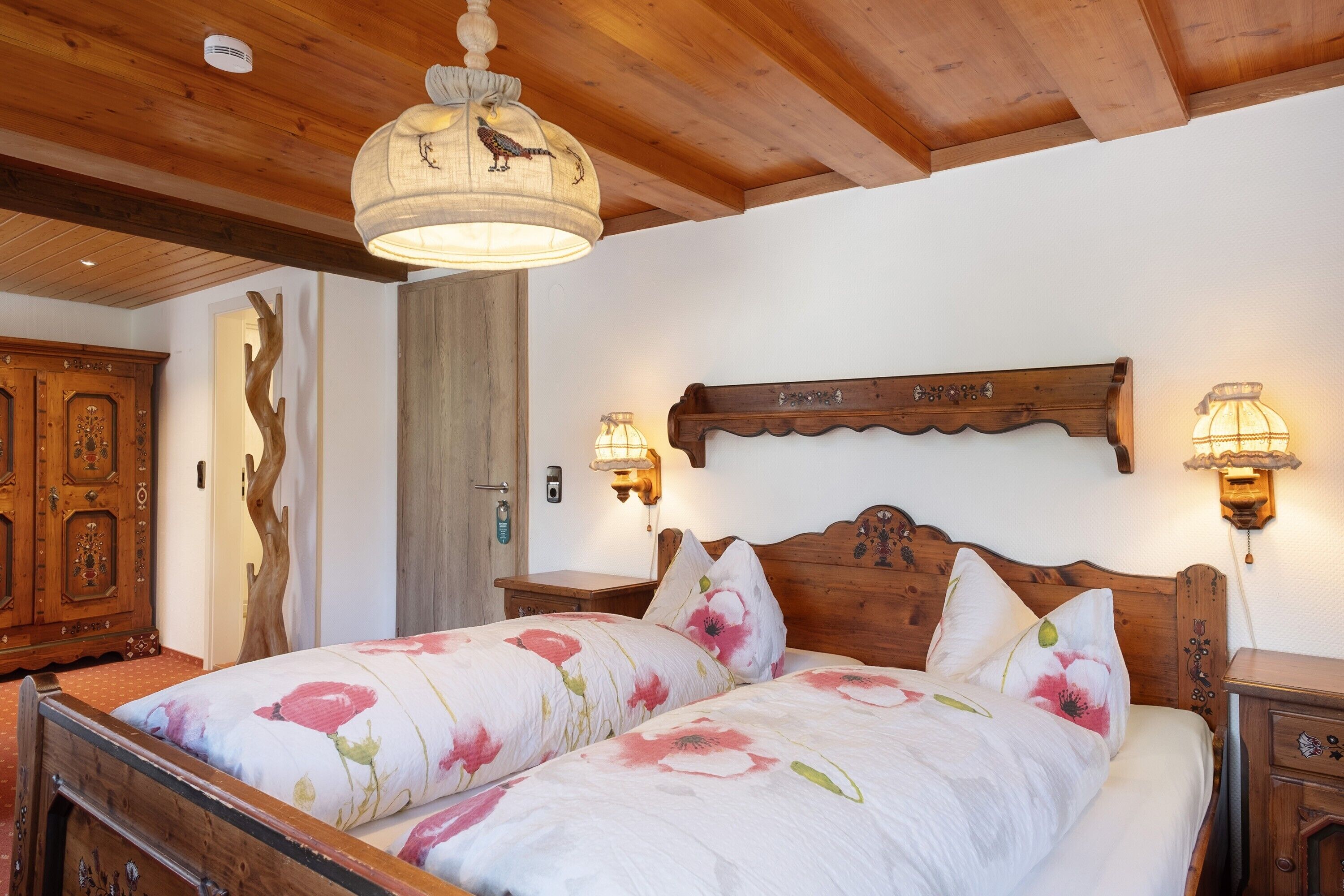 1 quarto, Wi-Fi de cortesia, roupa de cama