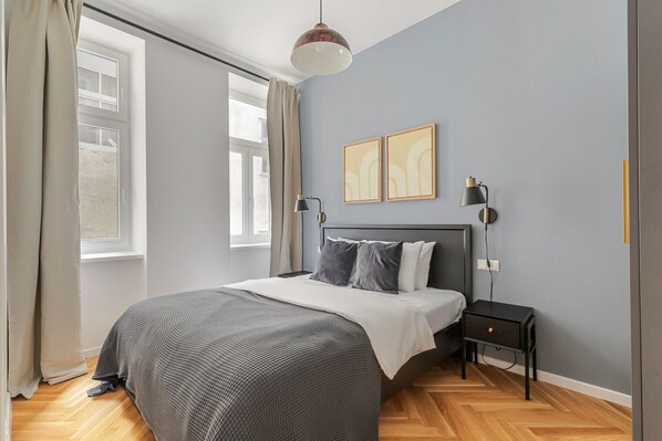 2 slaapkamers, een strijkplank/strijkijzer, wifi, beddengoed