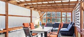 Holiday Home 'Fewo Zum Huberts Schweinchen' with Mountain View and Wi-Fi