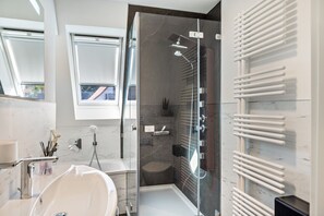 Uklassifisert bilde, 3 av 29, knapp