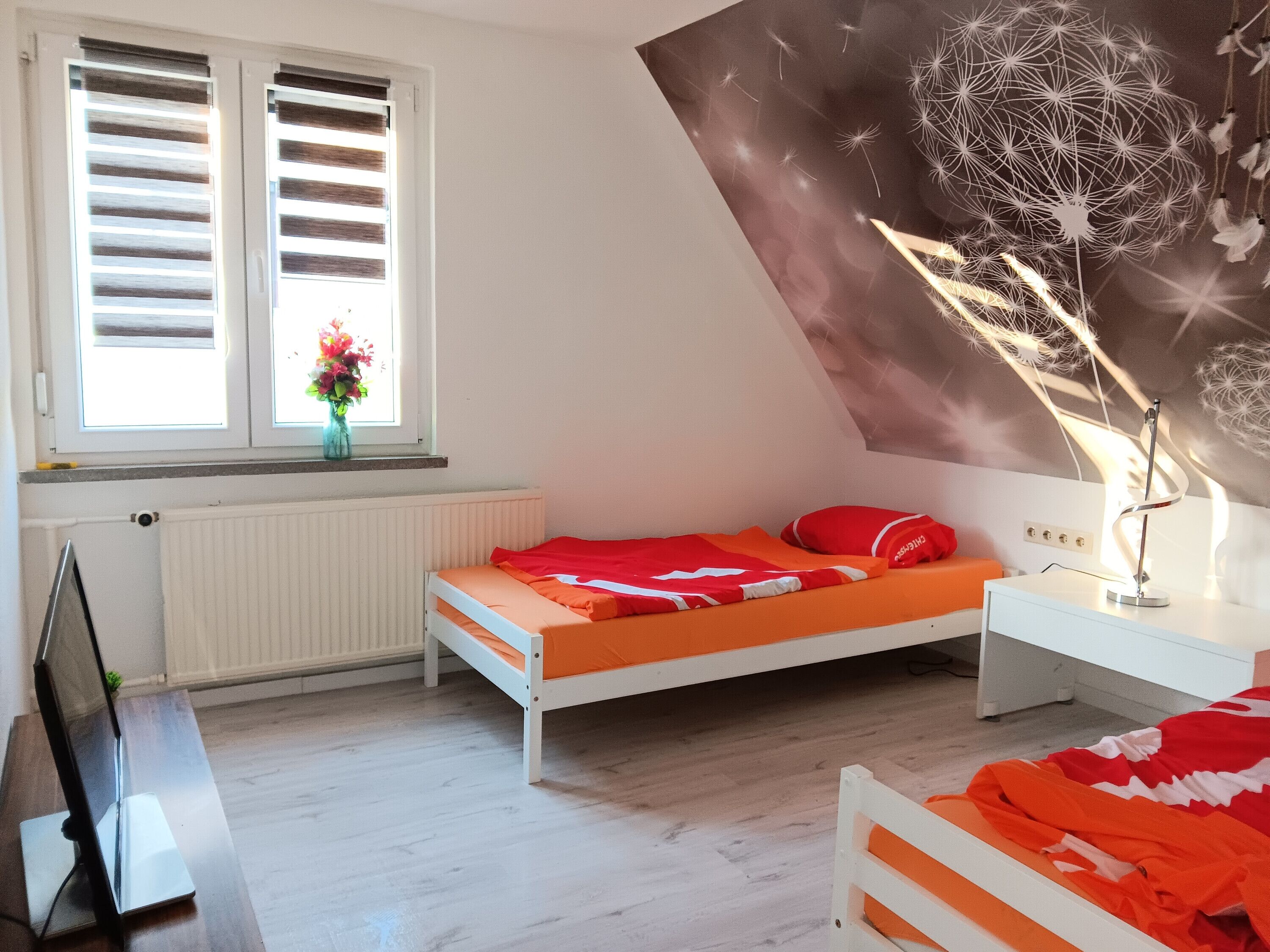 4 bedrooms, iron/ironing board, free WiFi, bed sheets