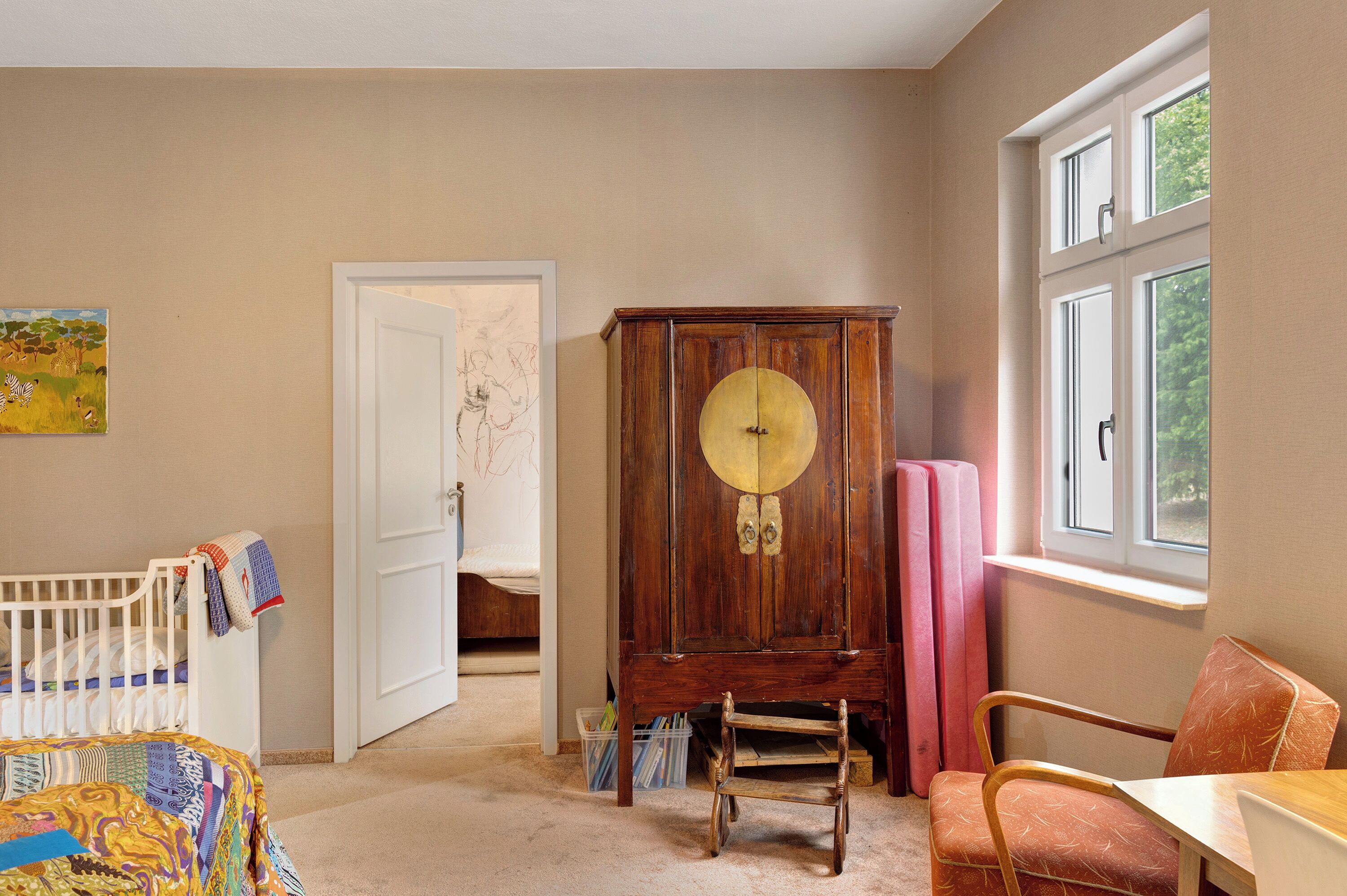 4 makuuhuonetta, silitysrauta/-lauta, ilmainen Wi-Fi, vuodevaatteet