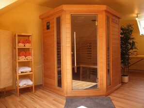 Sauna - Apartment 'Paradies' with Mountain View, Shared Terrace and Wi-Fi (Bad Peterstal-Griesbach)