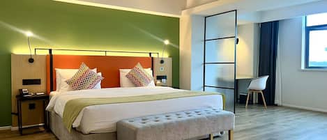 Habitación individual Confort, aire acondicionado, vista a la colina | Ropa de cama de alta calidad y caja de seguridad en la habitación