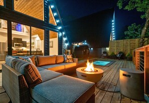 Terrace/patio - 3 A-Frame Retreats with Pools Near Hot Springs (Hot Springs)