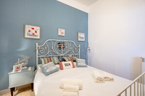 1 Schlafzimmer, Bügeleisen/Bügelbrett, Bettwäsche