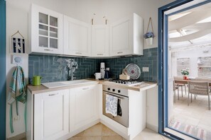 Fogão, cooktop, lava-louças, torradeira