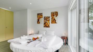 3 chambres, fer et planche Ă repasser, Wi-Fi gratuit, draps fournis