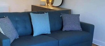 3Br Apartment - Sleeps 7 - Free Parking - Athy