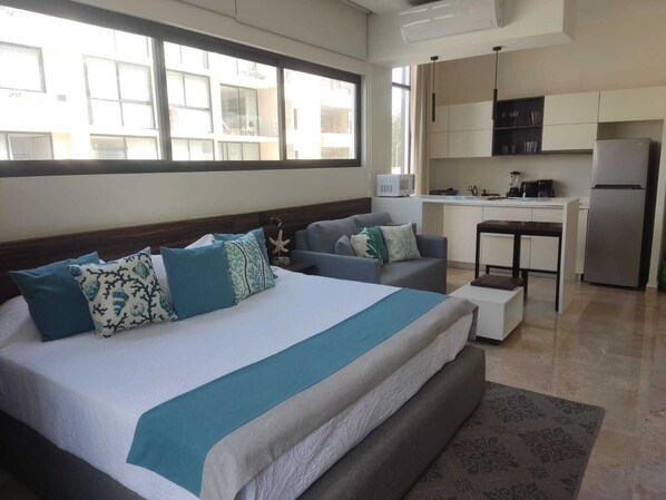 1 bedroom, iron/ironing board, free WiFi, bed sheets