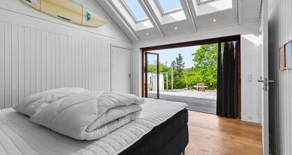 Cozy home in Vejby with sauna