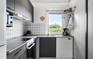 Køleskab, ovn, kogeplade, opvaskemaskine