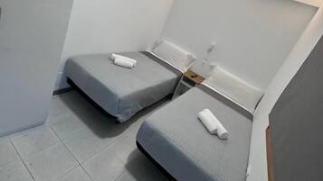 2 bedrooms, bed sheets