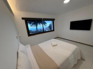 2 bedrooms, bed sheets