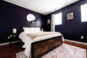 4 bedrooms, desk, iron/ironing board, free WiFi