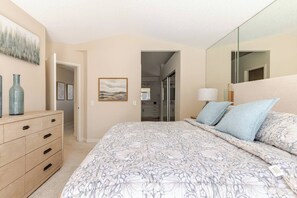 2 bedrooms, iron/ironing board, WiFi, bed sheets - Charming townhome with spectacular views in exclusive PGA WEST, La Quinta. (La Quinta)