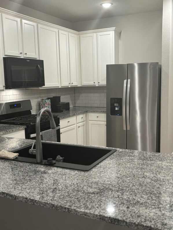 Microwave, oven, stovetop, dishwasher