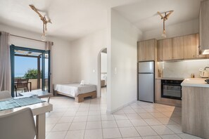 1 chambre, fer et planche à repasser, Wi-Fi gratuit, draps fournis