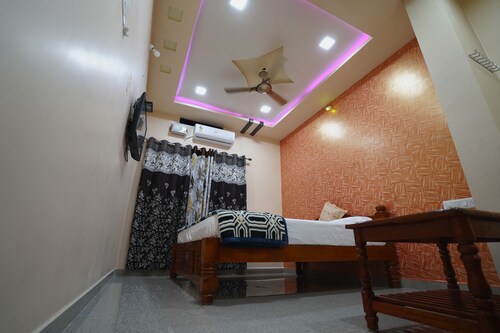 Akash homestay 