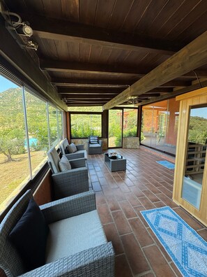 Interior - Room 'Molentis' with Sea View, Wi-Fi and Air Conditioning (Villasimius)
