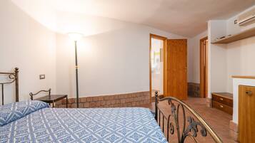 1 camera, Wi-Fi gratuito, lenzuola