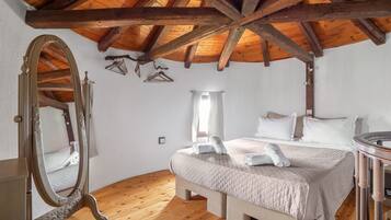 1 chambre, fer et planche Ă repasser, Wi-Fi gratuit, draps fournis