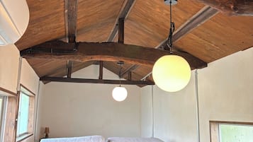 2 quartos, escrivaninha, Wi-Fi de cortesia, roupa de cama